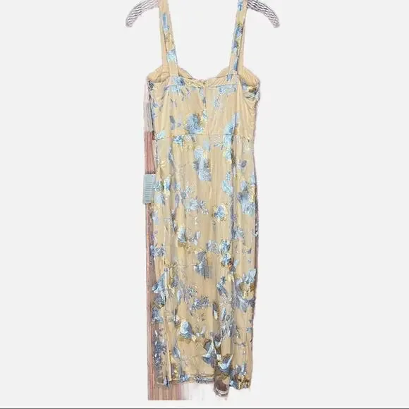 Lulu’s Formal Lace Detail Bustier Dress - Picture 4 of 10